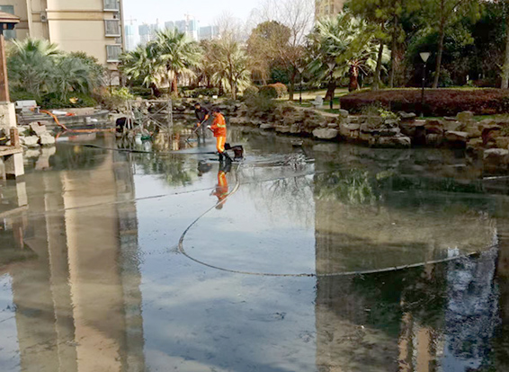 道孚景观池淤泥清理